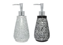 Cheap Bathroom Mats and Towels from B&M