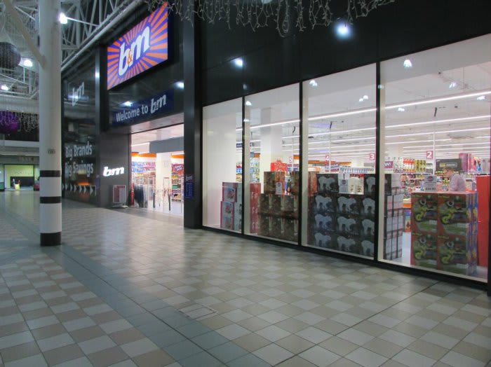 B&M Lifestyle New B&M Opens in Hartlepool With Help From a Special VIP