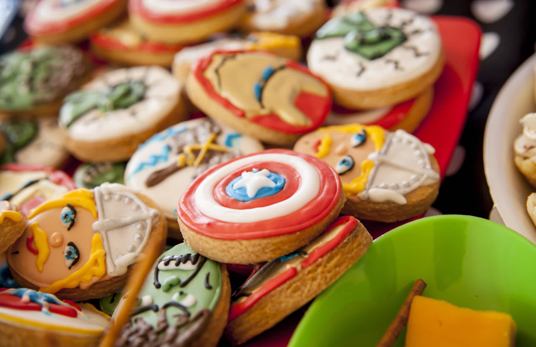 How to Throw a Superhero Themed Kids Birthday Party | B&M