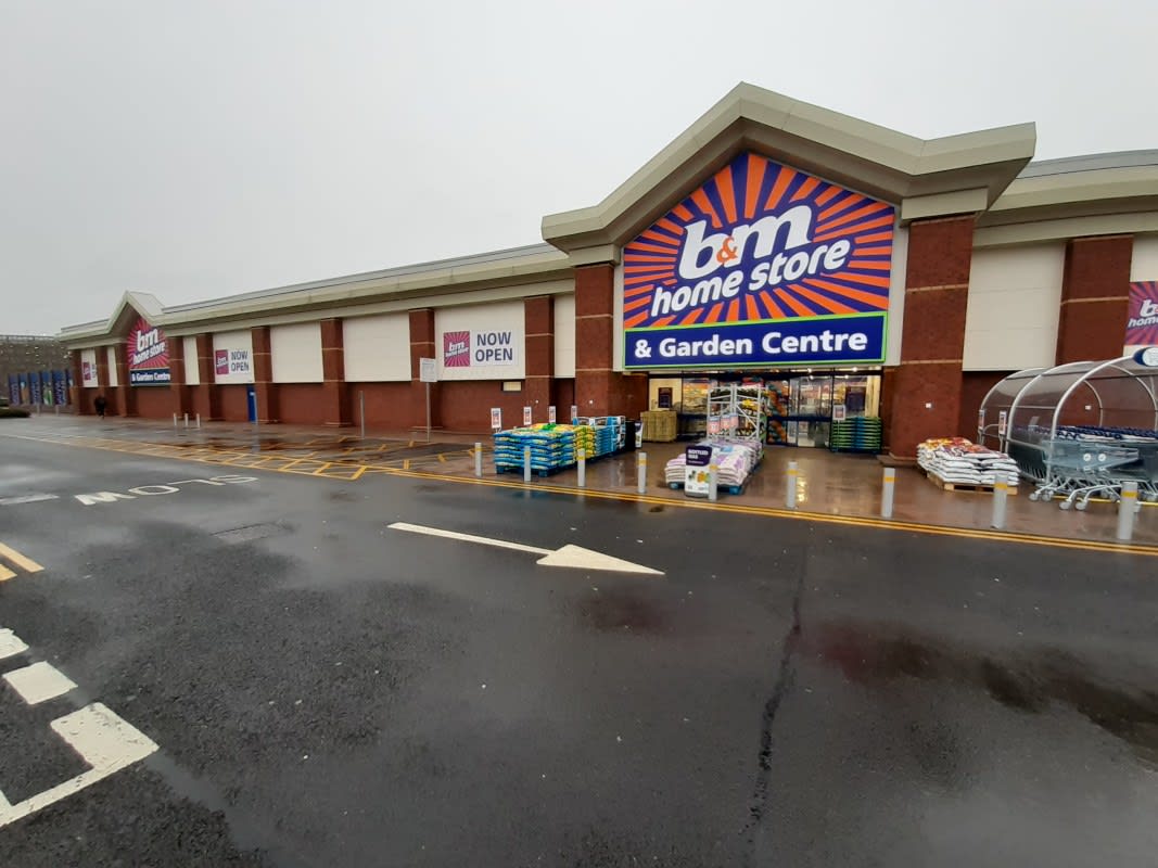 B&M Lifestyle Riverside Retail Park Opens Bigger & Better B&M Store