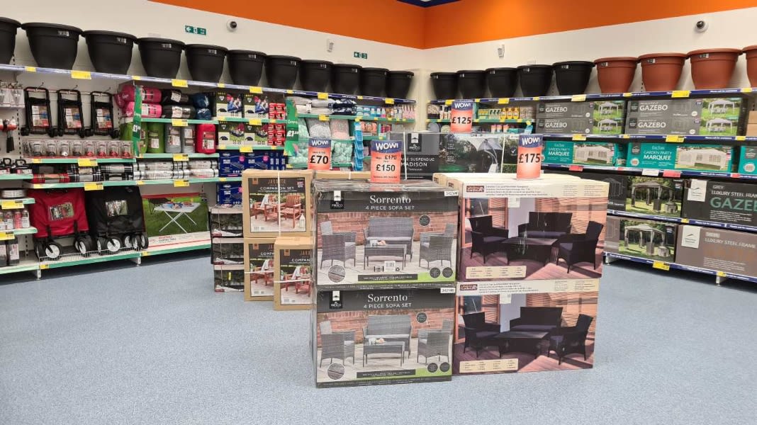 Lisburn Huge New B&M Store