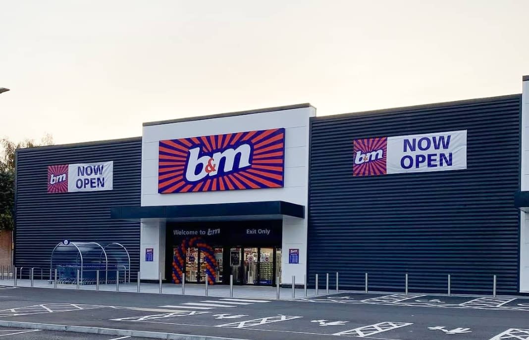 London Brand New B&M Store in Kidbrooke B&M Stores