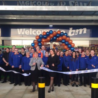 B&M Inshes being formally opened by The Depute Provost Jean Slater.