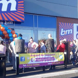 122-ashton-in-makerfield-queue