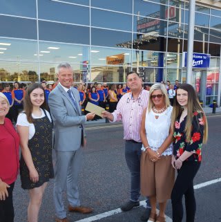 Representatives from local charity the Lisa Orsi Foundation gratefully received £250 worth of B&M vouchers as a thank you for taking part in our Crescent Link, Londonderry store opening.