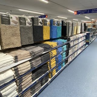 B&M's brand new store in Hednesford stocks a huge selection of bathroom textiles, from bath mats and pedestal mats, bath towels, bath sheets and matching hand towels.