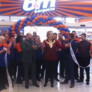 20-Brentwood-Store-Opening-Ribbon