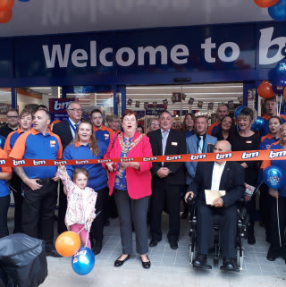 Local Mayor, Cllr Veronica Copeland cuts the ribbon at B&M's newest store opening in Darlington on Thursday.