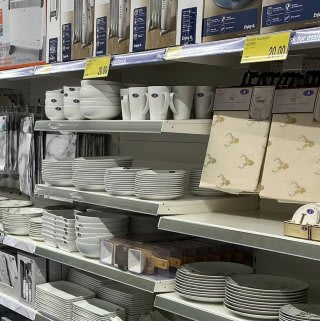 213-bandm-worksop-store-8