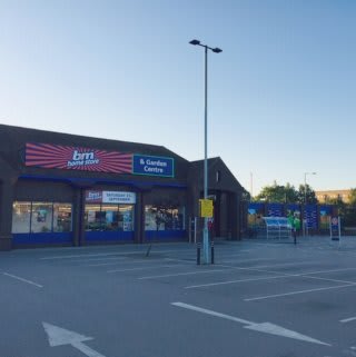 B&M's newest store opened its doors on Wednesday (21st September 2019) in Ipswich. The B&M Store is located just a stone's throw from the town centre on Felixstowe Road.