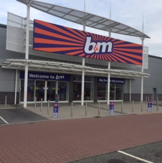 B&M Kingston Retail Park is now officially open (having relocated from its previous location on the same park, into the former Toys R Us).