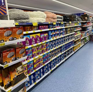 317-bandm-st-helens-peasley-retail-park-store-317-02