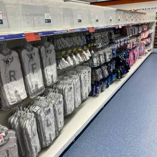 317-bandm-st-helens-peasley-retail-park-store-317-03