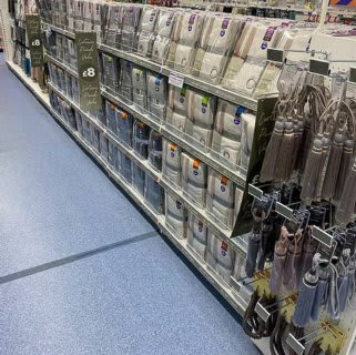 317-bandm-st-helens-peasley-retail-park-store-317-09