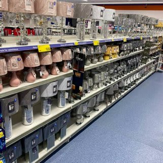 317-bandm-st-helens-peasley-retail-park-store-317-11