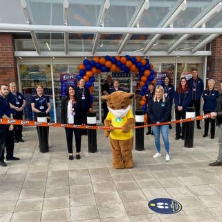 317-bandm-st-helens-peasley-retail-park-store-317-17