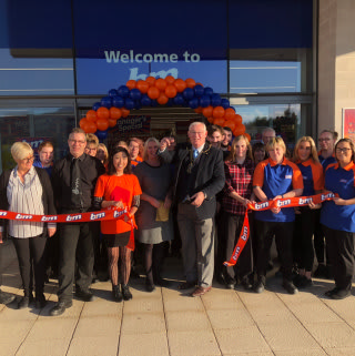 Local Provost Councillor Jim Leishman was one of B&M's special guests at the opening of their new store in Kirkcaldy, cutting the ribbon to officially open the store.