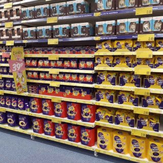 B&M's brand new store in Warrington is choc-full of delicious Easter chocolate, including Easter Eggs from the biggest brands like Cadbury, Galaxy, Maltesers, Nestle and much more!