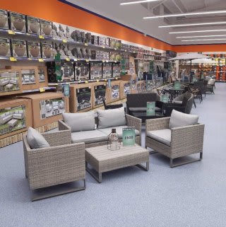 B&M's brand new store in Warrington stocks a huge Garden range; everything from garden furniture and solar lighting to decorative ornaments, planters, tools and much more!