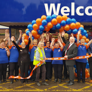 416-shrewsbury-store-re-opening-ribbon