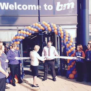 Norwich Riverside Retail park being opened by the Mayor and Help the Heroes.