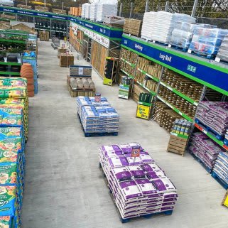 457-bandm-hull-sutton-fields-store-with-garden-centre-7