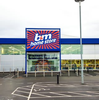 Fort Kinnaird store entrance.