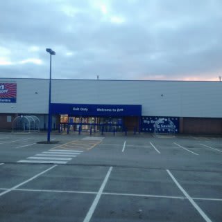 B&M's brand new Spondon store, located on Mega Loughton Lane, Derbyshire.