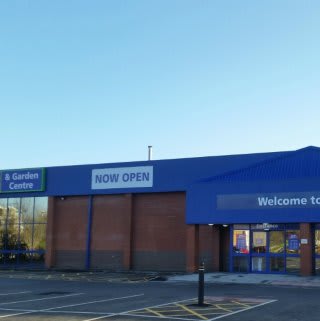 The outside of B&M Mansfield- Baums Lane Home Store & Garden Centre - B&M's 500th store