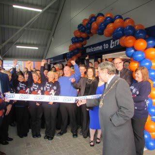 B&M Brunswick being formally opened by the Lord Mayor, Councillor Barry Sutton.