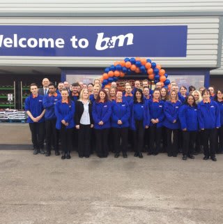 The excited new B&M colleagues ready to start their first day at B&M Ashton under Lyne - Snipe Retail Park Homestore