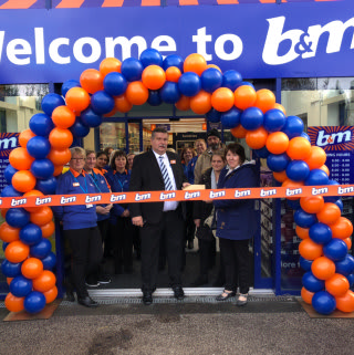 Carol Thirkill from the Clayton Estate Community Action Group was B&M's VIP guest for the day, cutting the ribbon to open the new Clayton store. Mrs Thirkill accepted a donation of £250 worth of B&M vouchers as a thank you for their dedicated work in the community.