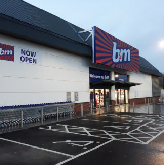 B&M was proud to open its 600th store in Tonbridge on Saturday (10th November 2018). The store is located at Cannon Lane Retail Park.