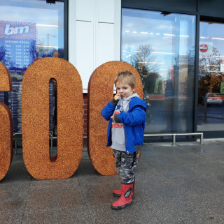 Shoppers of all ages we keen to be among the first customers in B&M's 600th store, newly opened in Tonbridge.
