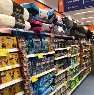 624-gipsy-lane-luton-store-opening-pet