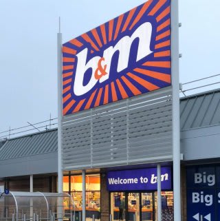 624-gipsy-lane-luton-store-opening-store-front