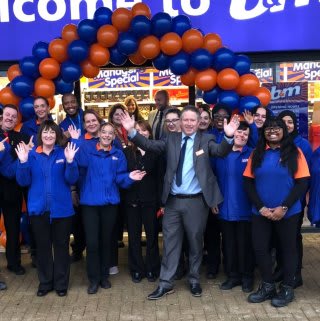 624-gipsy-lane-luton-store-opening-team