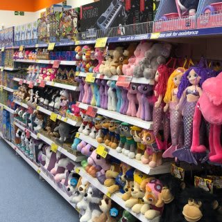 624-gipsy-lane-luton-store-opening-toys