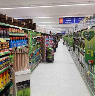 B&M's new store in Canvey Island stocks an amazing range of new gardening products, from planters and tools to soil and solar lights.