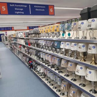 B&M's brand new store in Breightmet stocks a great range of lighting solutions, from lamps and LED string lights to shades and pendants.