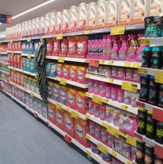 B&M's brand new store in Lichfield stocks the biggest laundry brands, whether you're looking for Daz, Ariel, Comfort or Fairy. There's a great range of washing detergent and fabric softener to choose from.