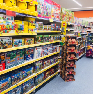 B&M's brand new store in Portsmouth stocks a huge selection of the latest toys and games for boys and girls of all ages, from action figures and dolls to board games and role play toys!