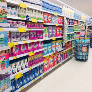 B&M's brand new store in Ashby-de-la-Zouch stocks a huge range of cleaning products, from the biggest brands like Daz, Ariel, Comfort, Fairy and many more.