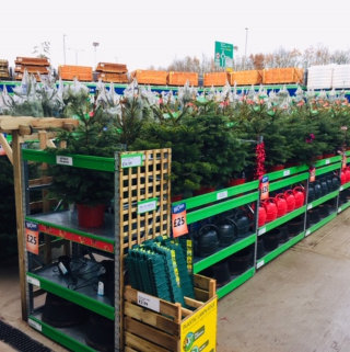 B&M's brand new store in Ashby-de-la-Zouch boasts an extensive Garden Centre range; everything from fencing and aggregate, to planters and sheds.
