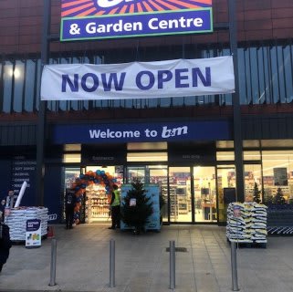 B&M's newest store opened its doors on Wednesday (27th November 2019) in Shiremoor. The B&M Store is located near to the town centre at Northumberland Retail Park.