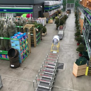 B&M's brand new store in Shiremoor boasts an extensive Garden Centre range; everything from fencing and aggregate, to planters and sheds.