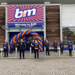 The store team is ready and the ribbon's been cut! B&M is open for business in Havant! You'll find B&M's newest store located in the town centre at Central Retail Park.