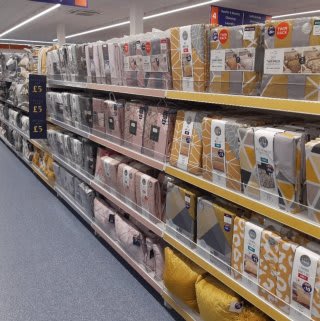 B&M's brand new store in Prestonpans stocks a charming range of bedding, including duvet covers, complete bed sets, pillow cases, mattress protectors and much more!