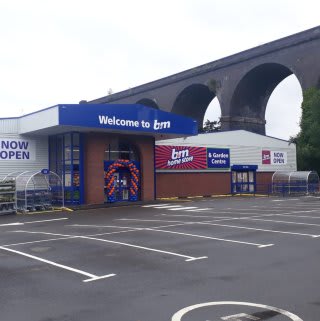 B&M's newest store opened its doors on Saturday (27th June 2020) in Kidderminster. The B&M Home Store & Garden Centre is located out of town at Kidderminster Industrial Estate, Spennells Valley Road.