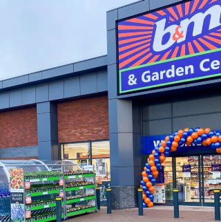 683-bandm-exeter-store-profile